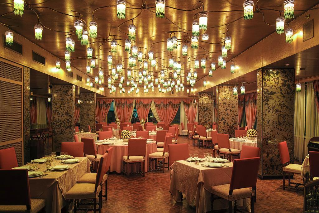 Hotel Al Bustan Beit Mery Exteriér fotografie