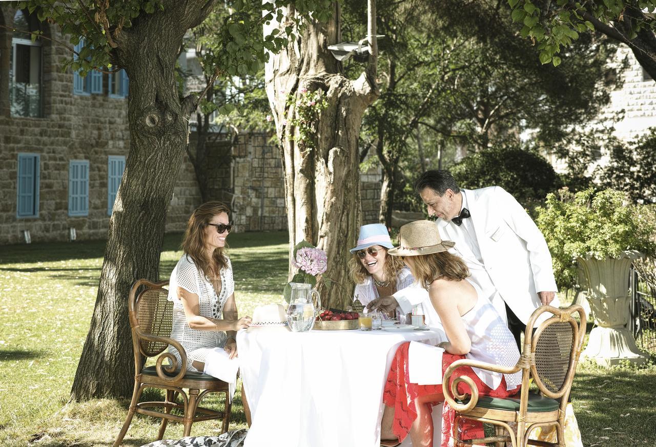 Hotel Al Bustan Beit Mery Exteriér fotografie