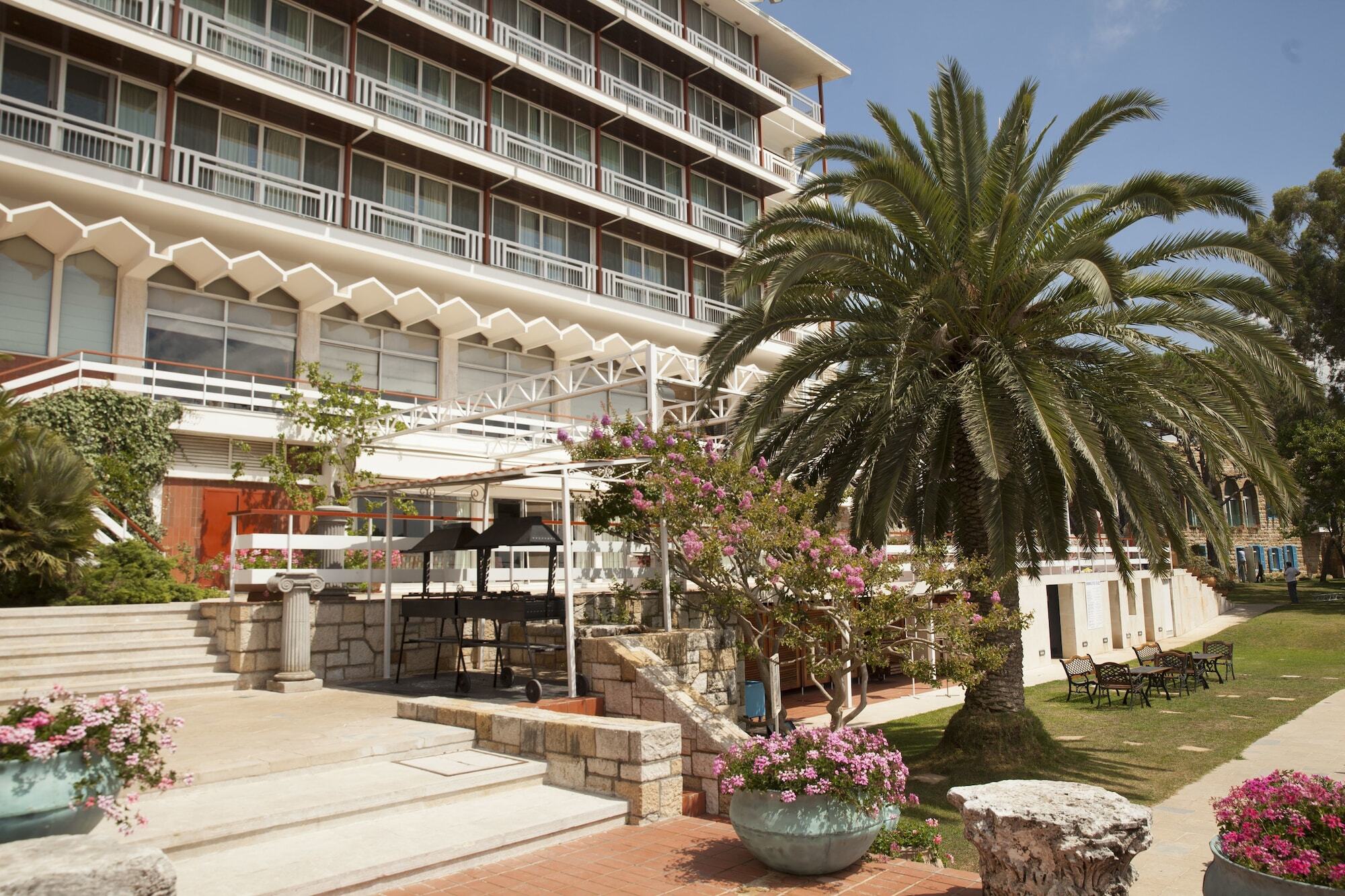 Hotel Al Bustan Beit Mery Exteriér fotografie